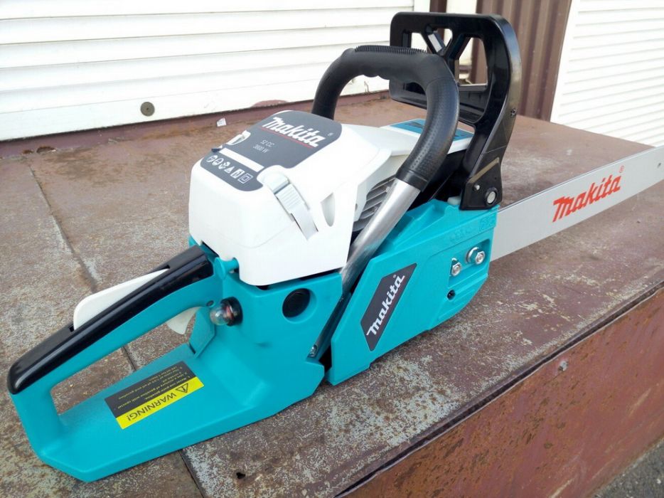 Бензопила Makita DCS 55